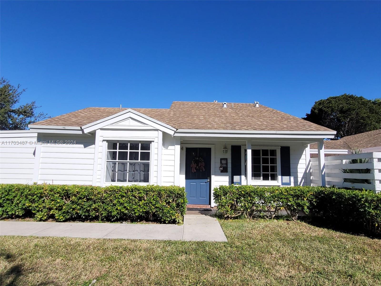 13771 Sw 149th Cir Ln 4-85, Miami, Broward County, Florida - 2 Bedrooms  
1 Bathrooms - 