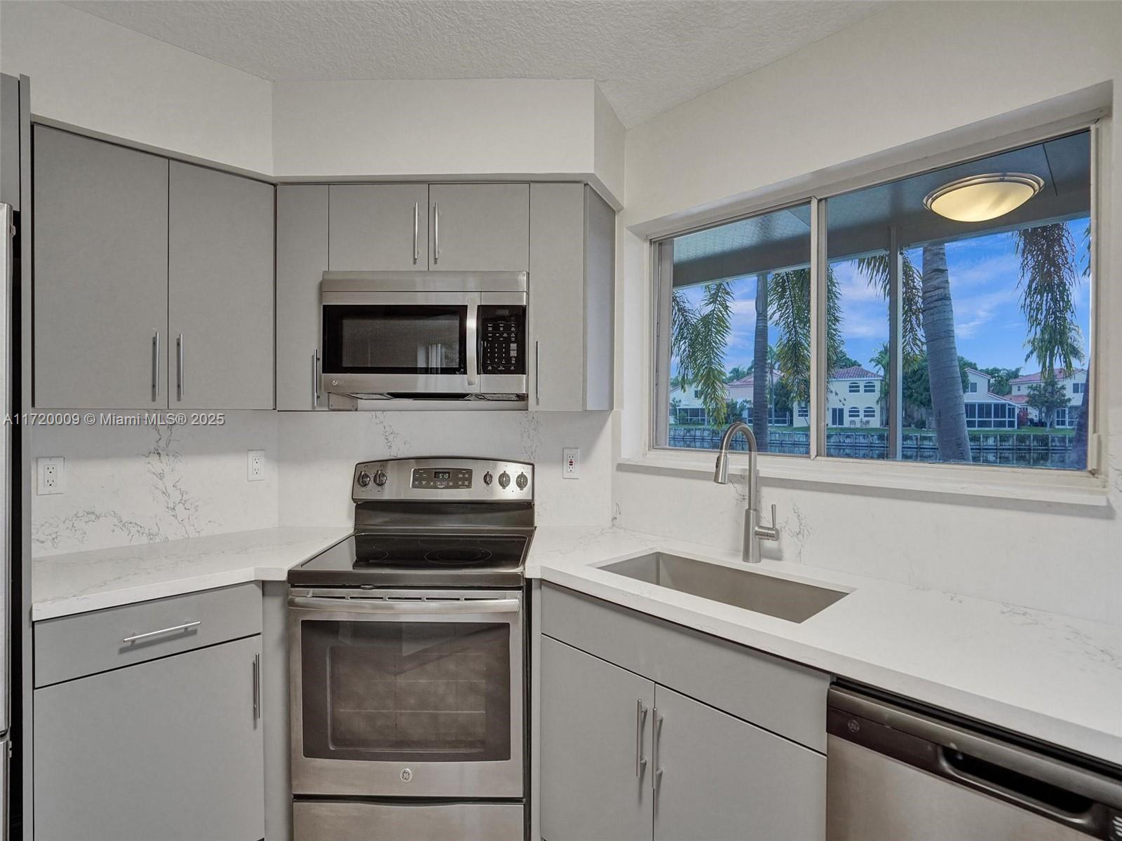 U S LEND LEASE PLAT NO ON - Residential