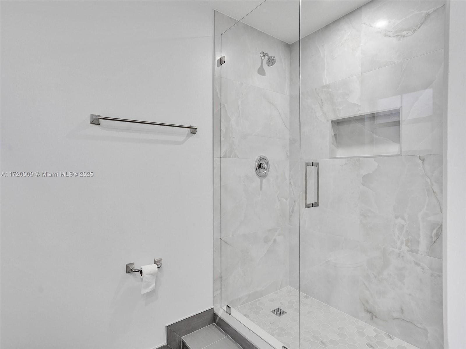 U S LEND LEASE PLAT NO ON - Residential