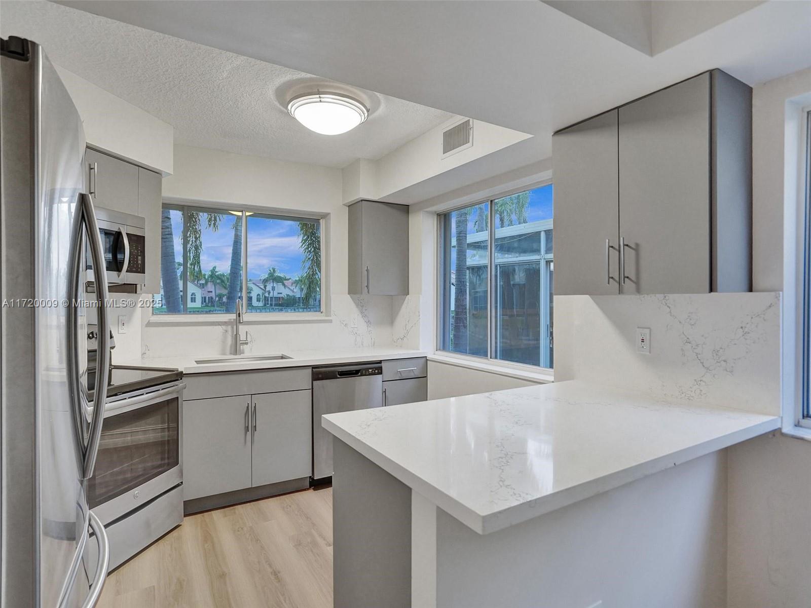 U S LEND LEASE PLAT NO ON - Residential