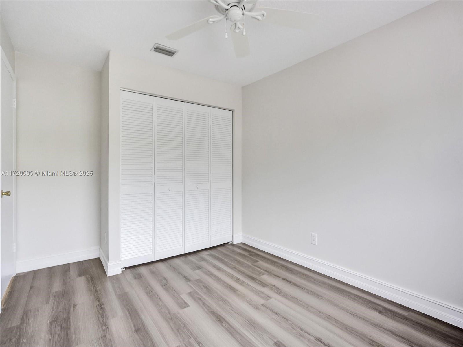 U S LEND LEASE PLAT NO ON - Residential