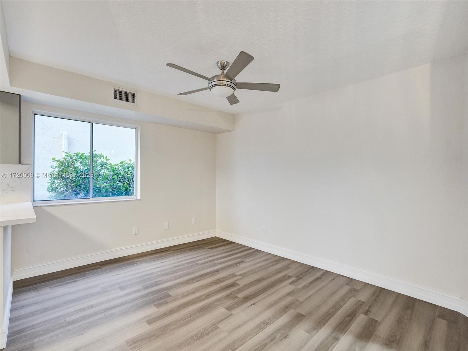 U S LEND LEASE PLAT NO ON - Residential