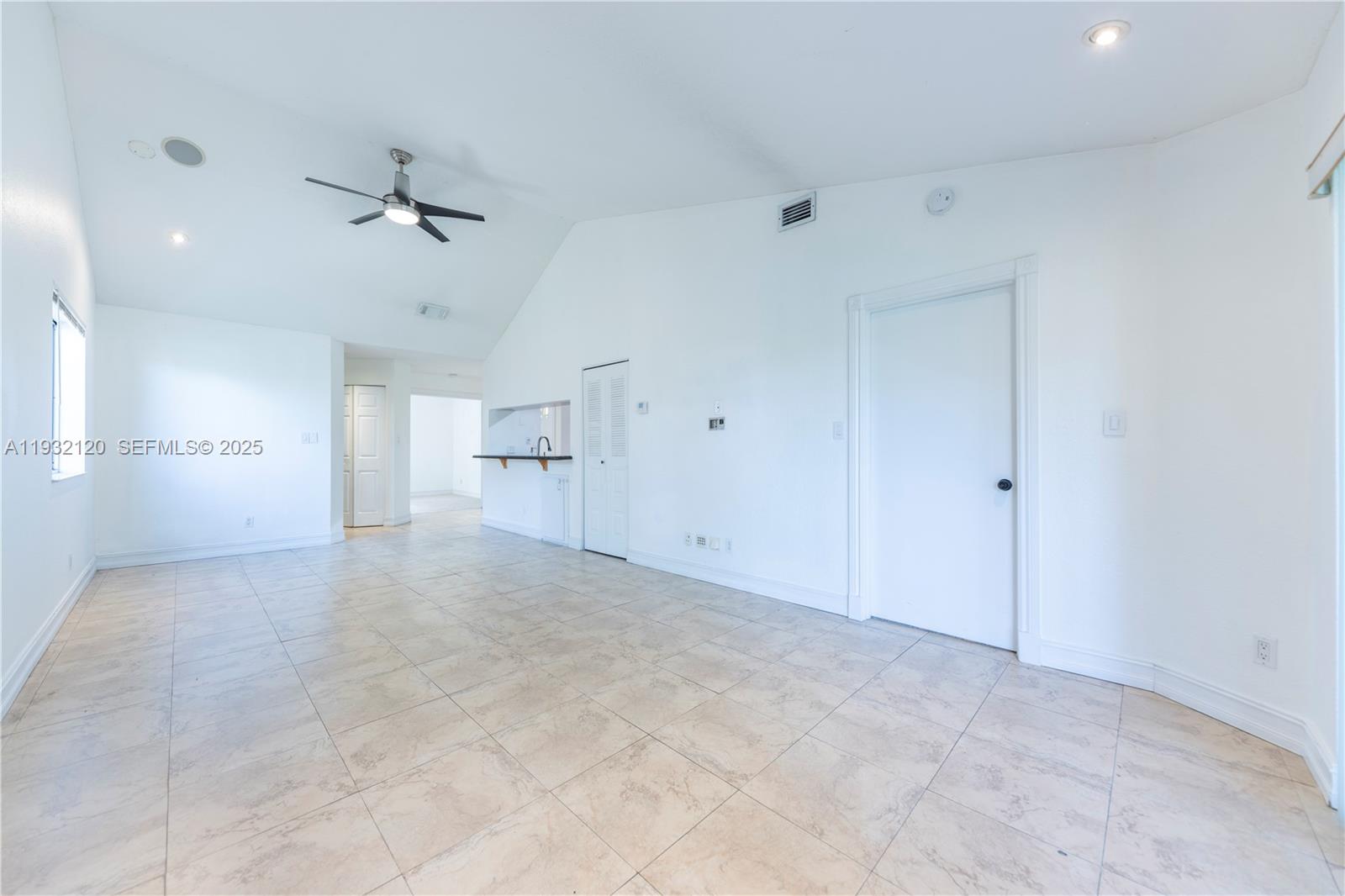 NAPOLI GARDENS AT CORAL S - Residential Lease