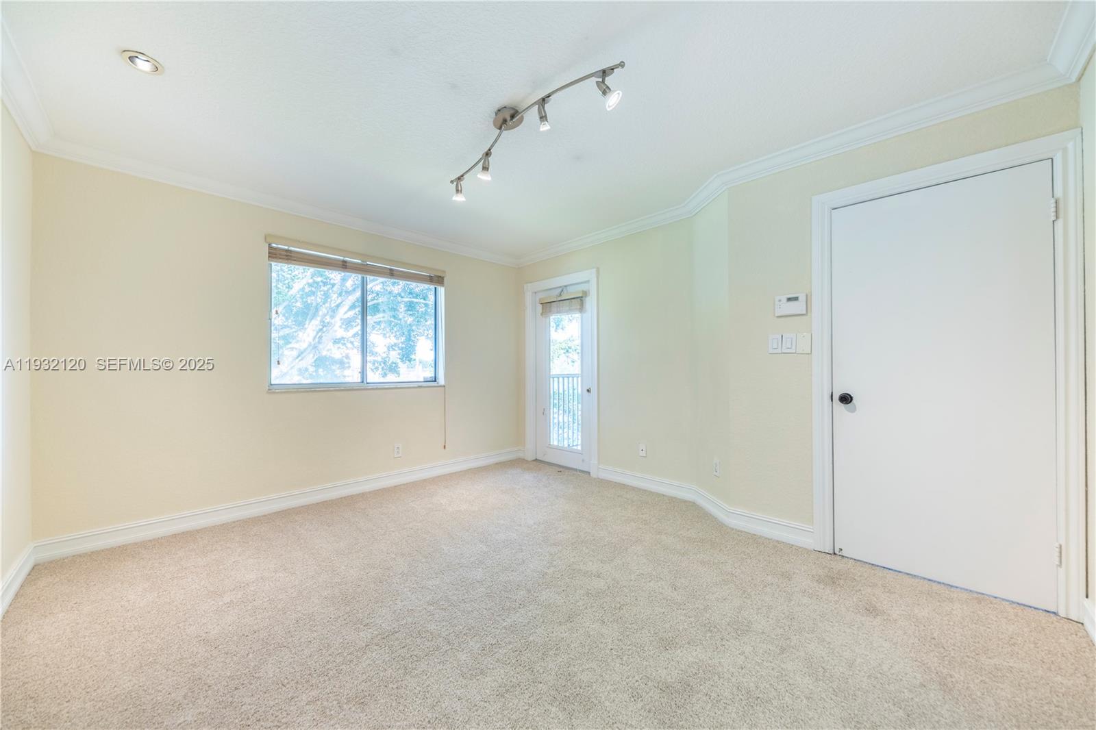 NAPOLI GARDENS AT CORAL S - Residential Lease