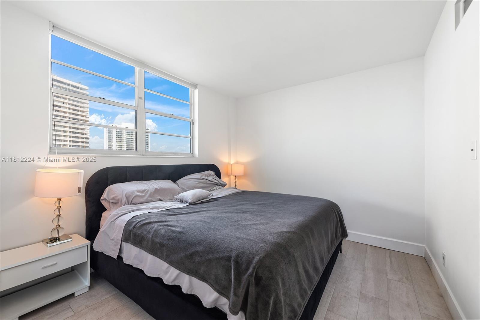 OCEANVIEW BUILDING A COND - Residential