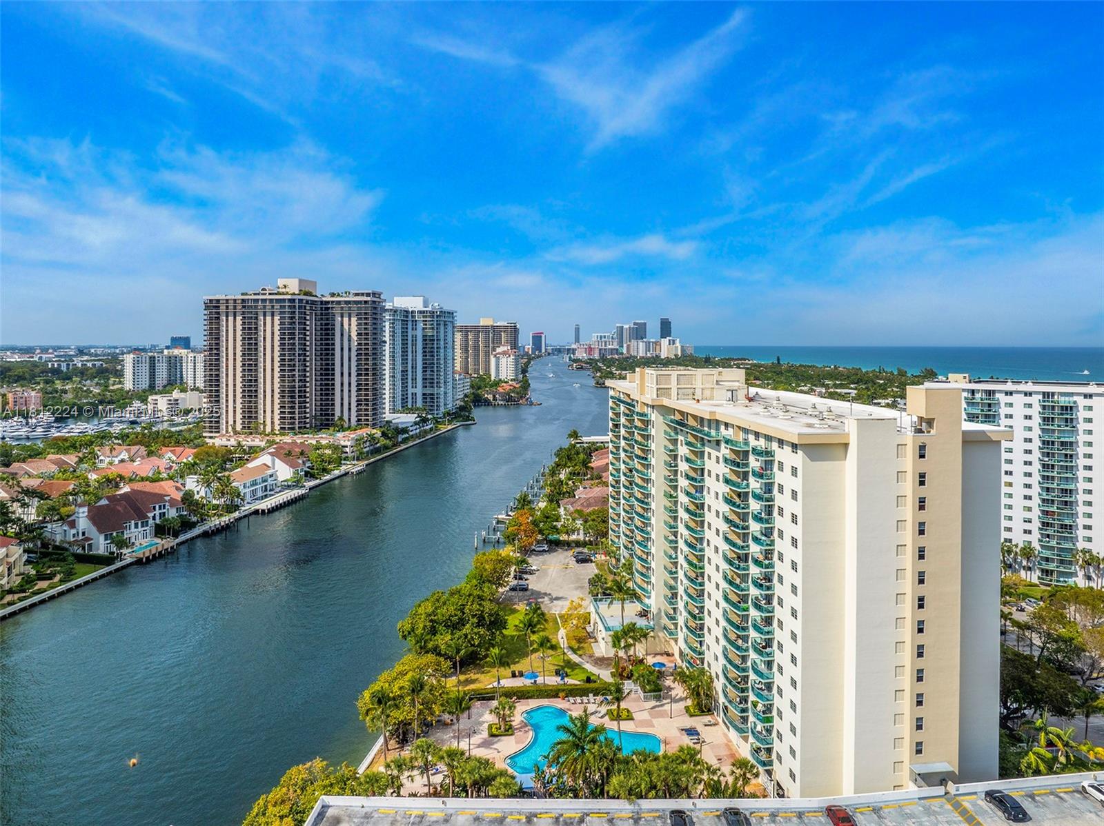 OCEANVIEW BUILDING A COND - Residential