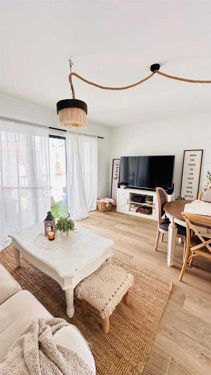 RACQUET CLUB APARTMENTS A - Residential