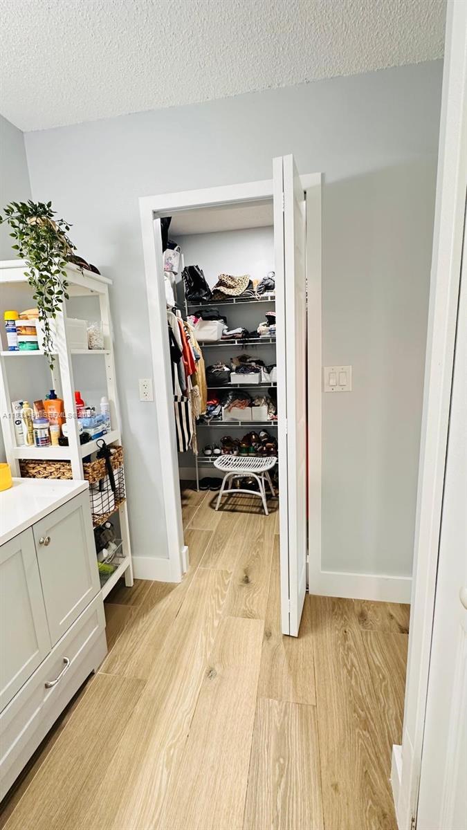 RACQUET CLUB APARTMENTS A - Residential