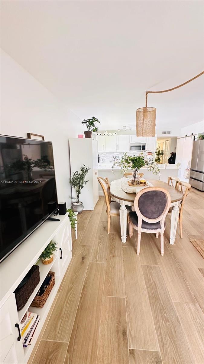 RACQUET CLUB APARTMENTS A - Residential