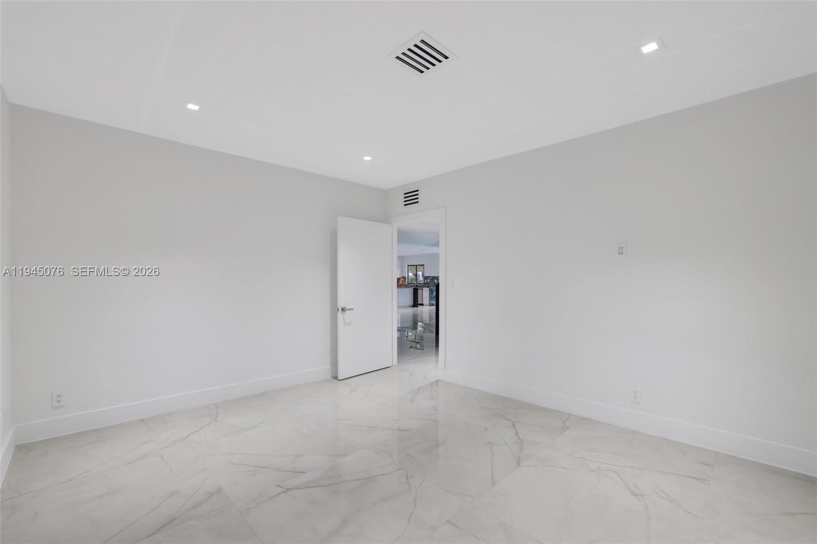 SNUG HARBOR SEC TWO - Residential