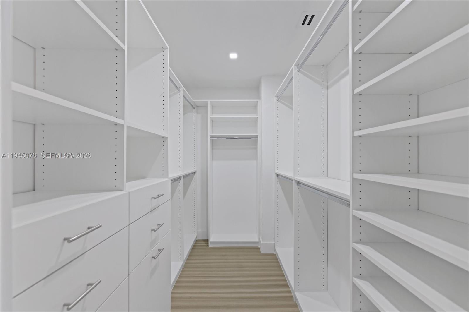 SNUG HARBOR SEC TWO - Residential