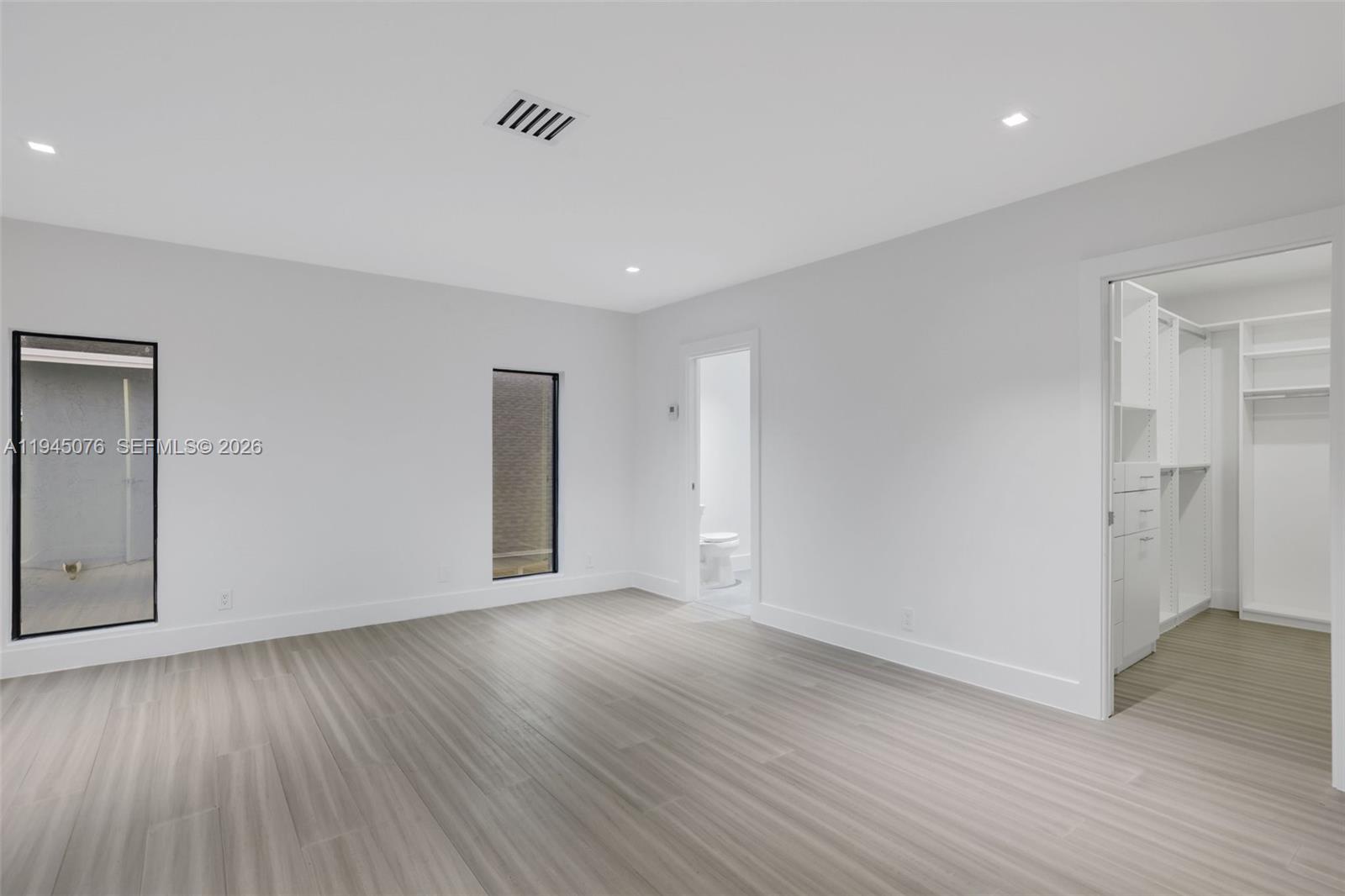 SNUG HARBOR SEC TWO - Residential