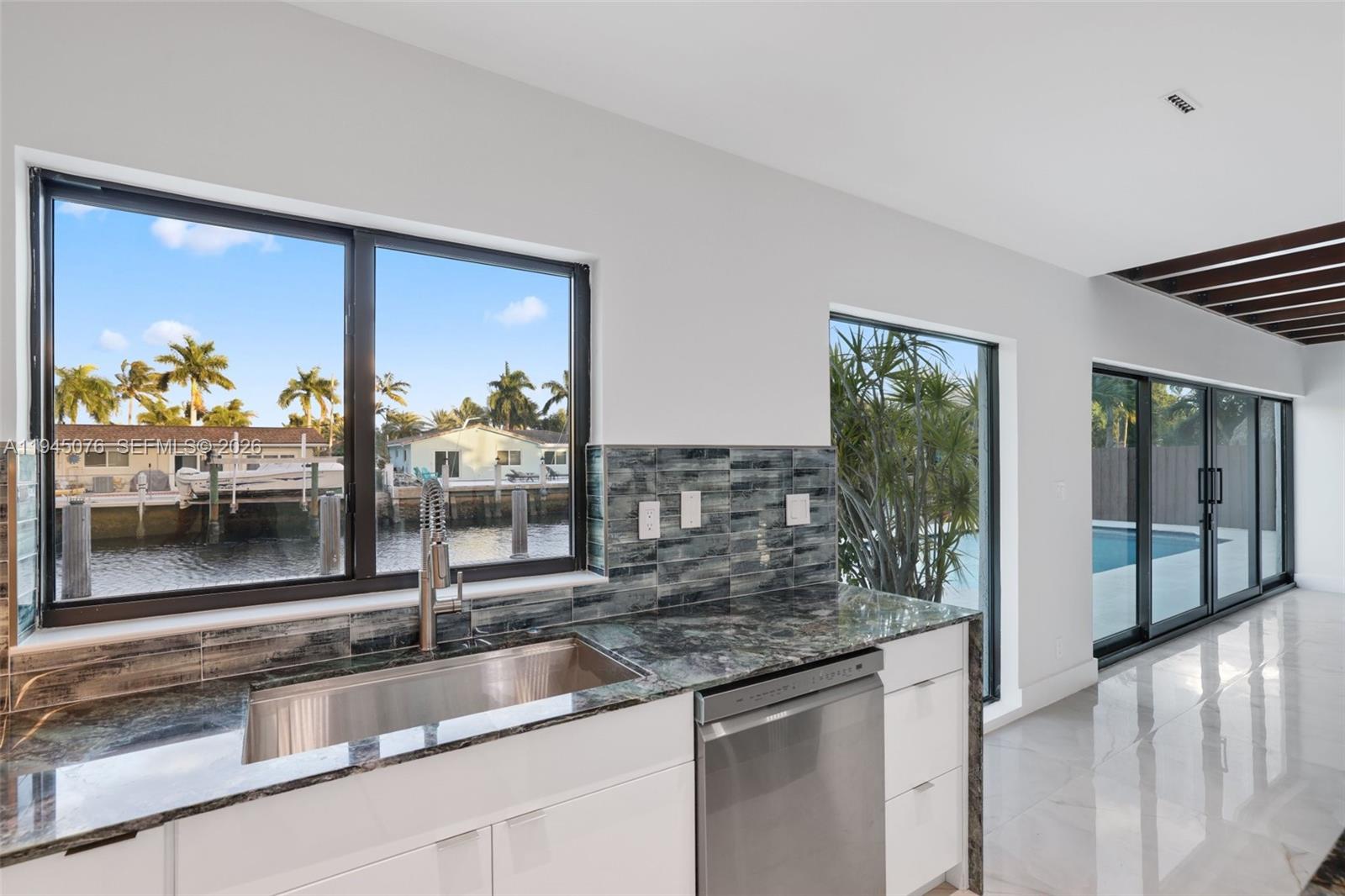 SNUG HARBOR SEC TWO - Residential