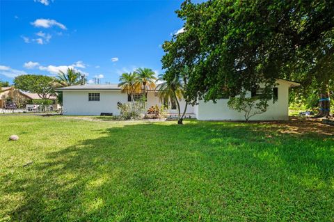17611 SW 66th St Southwest Ranches FL 33331