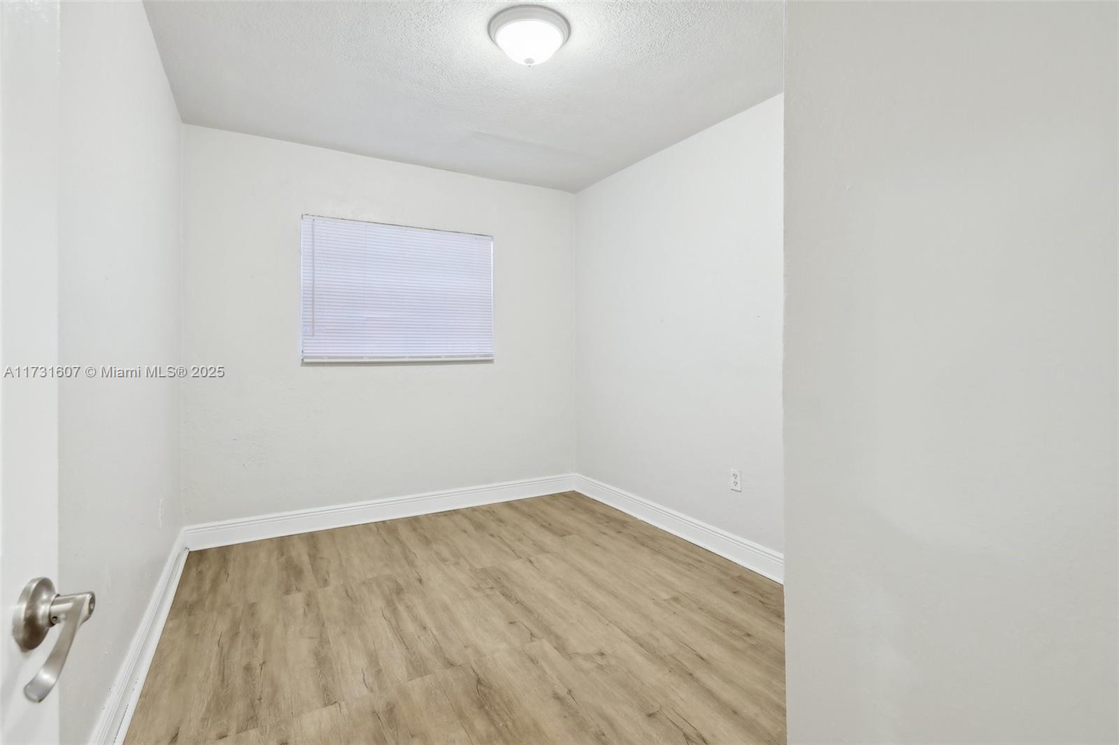 CAROL CITY - Residential