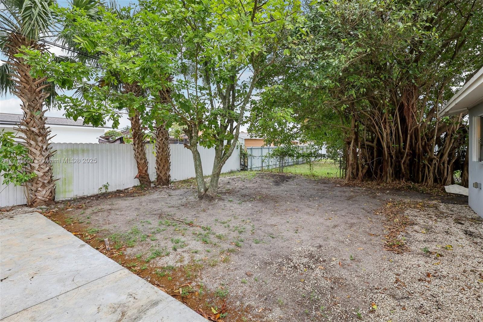 CAROL CITY - Residential