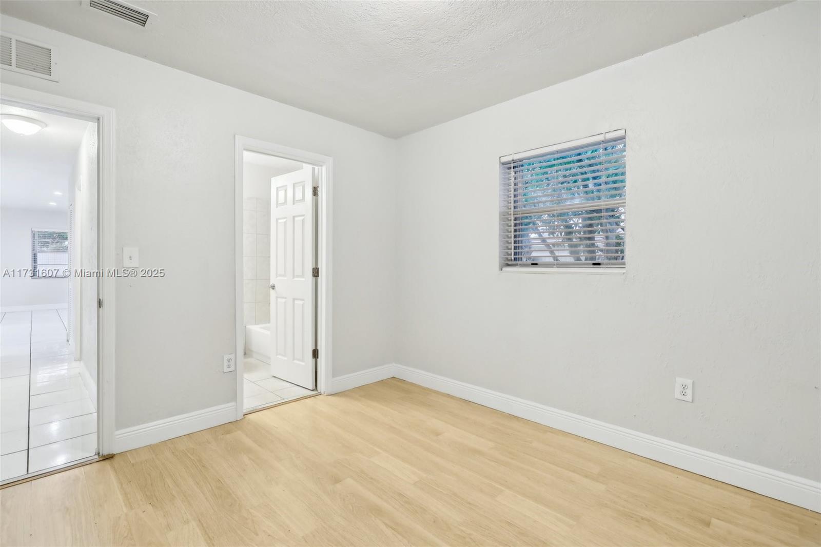 CAROL CITY - Residential