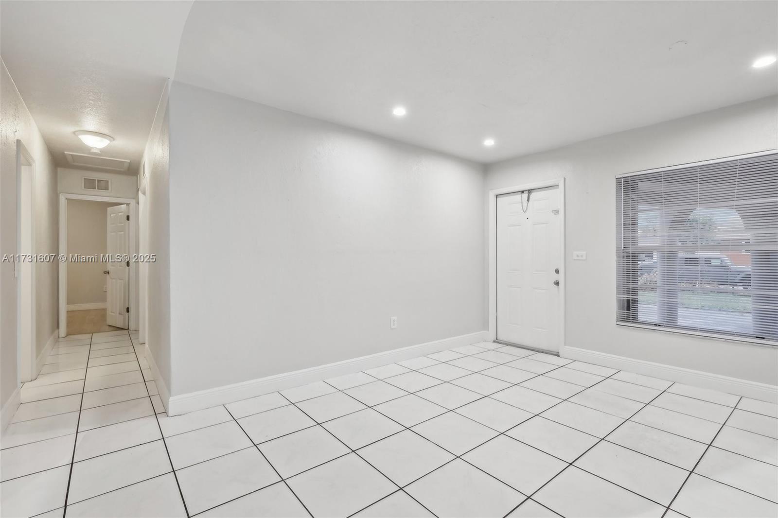 CAROL CITY - Residential