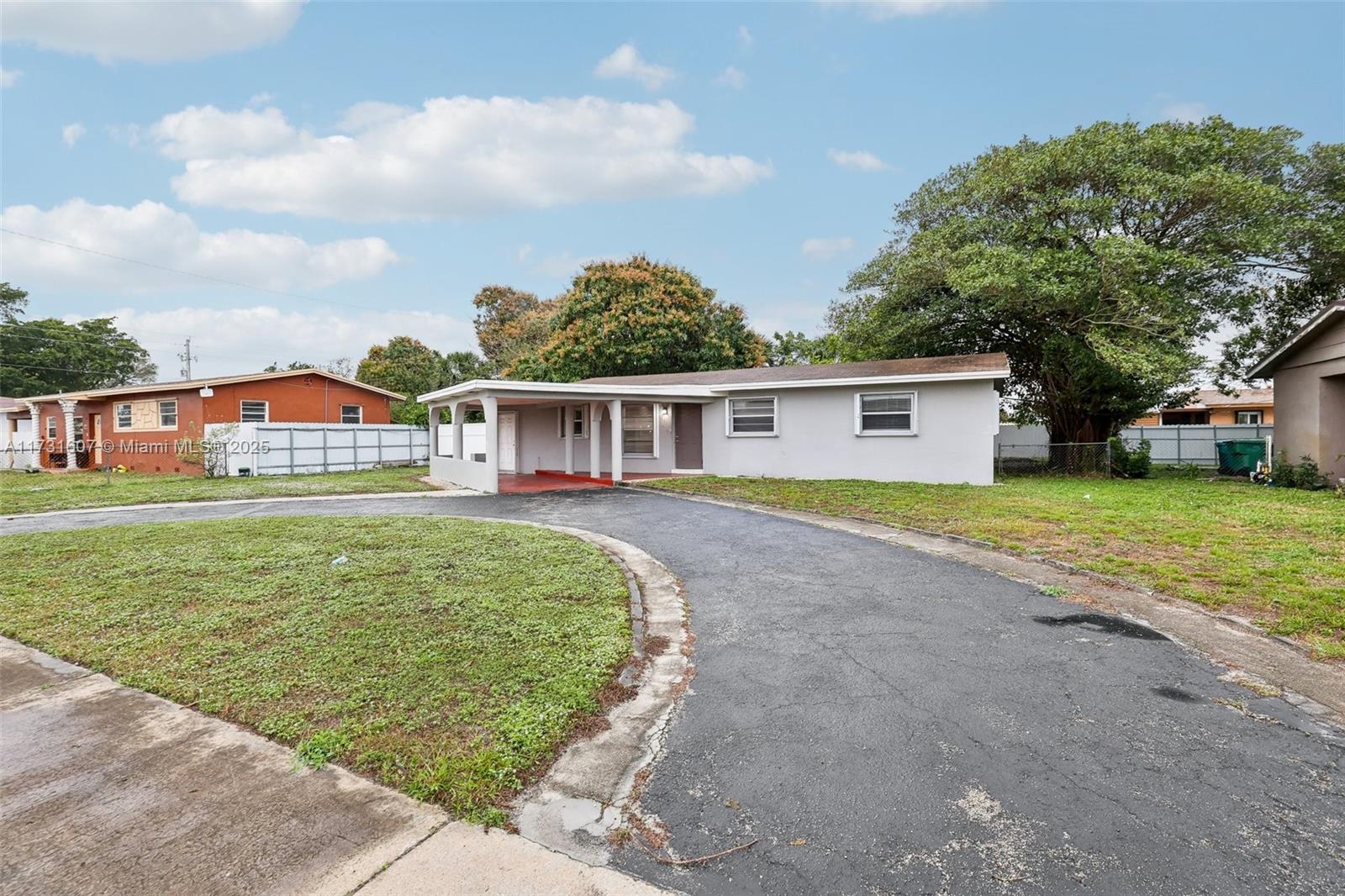 CAROL CITY - Residential