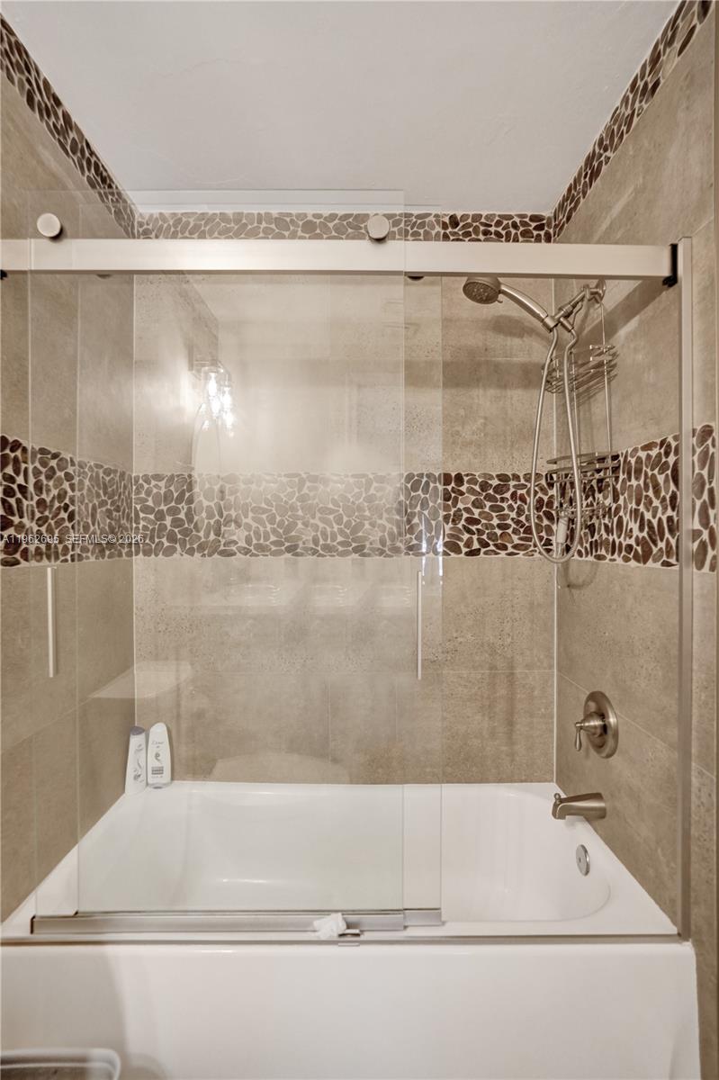 CORAL POINT NORTH - Residential