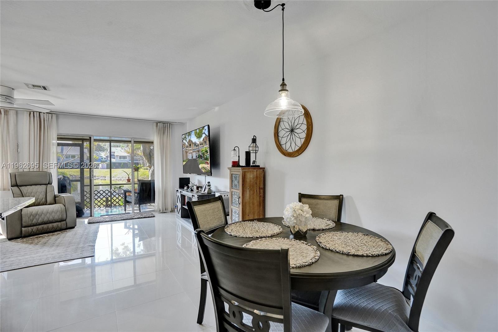 CORAL POINT NORTH - Residential