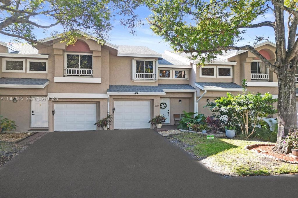 Photo of 2260 W Discovery Cir W, Deerfield Beach, FL 33442 (MLS # A11962695)