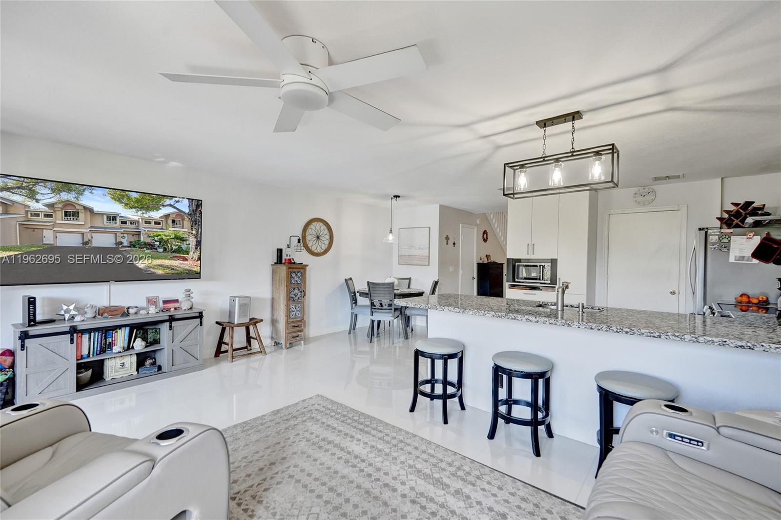 CORAL POINT NORTH - Residential