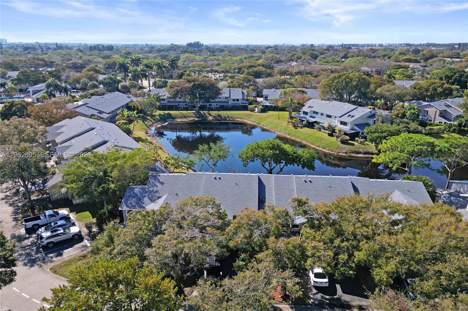 CORAL POINT NORTH - Residential