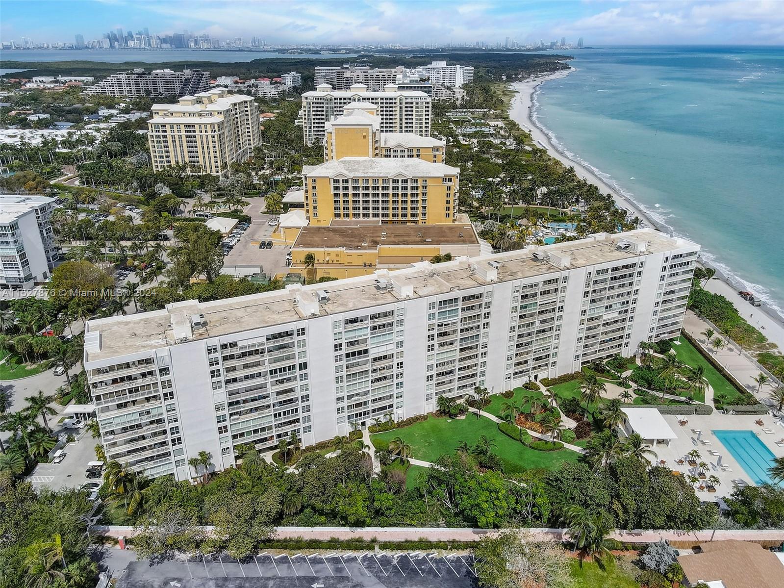 SANDS OF KEY BISCAYNE CON - Residential