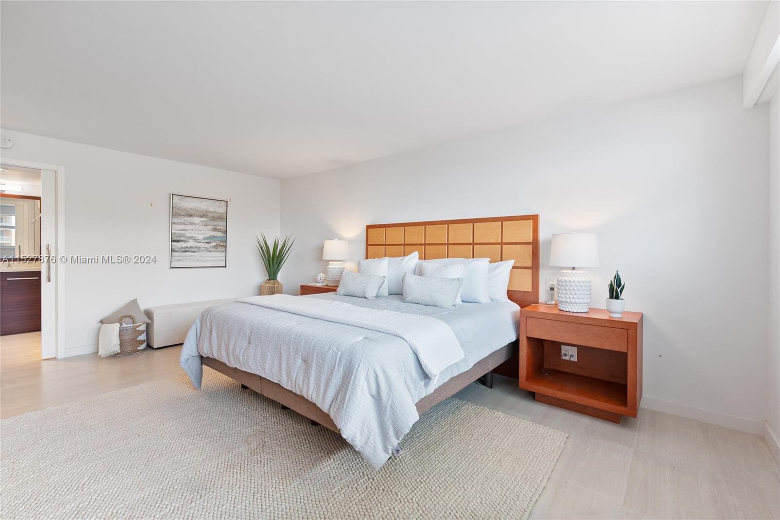 SANDS OF KEY BISCAYNE CON - Residential