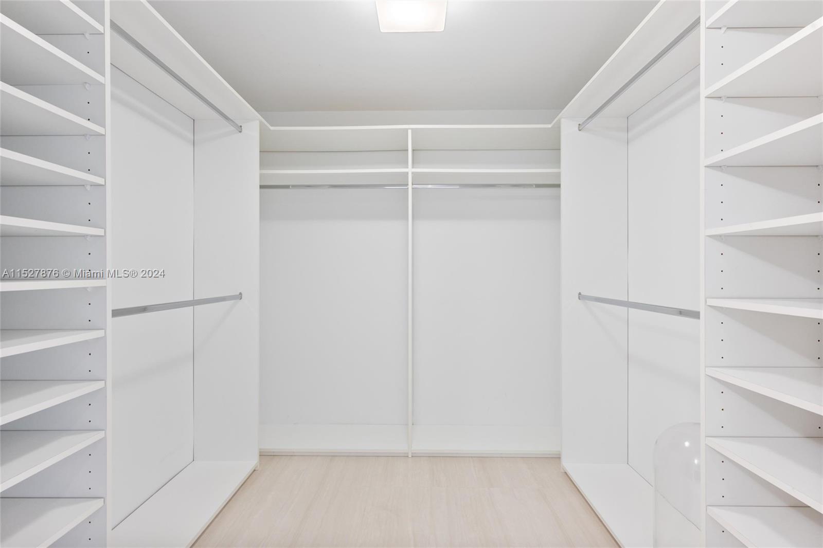 SANDS OF KEY BISCAYNE CON - Residential