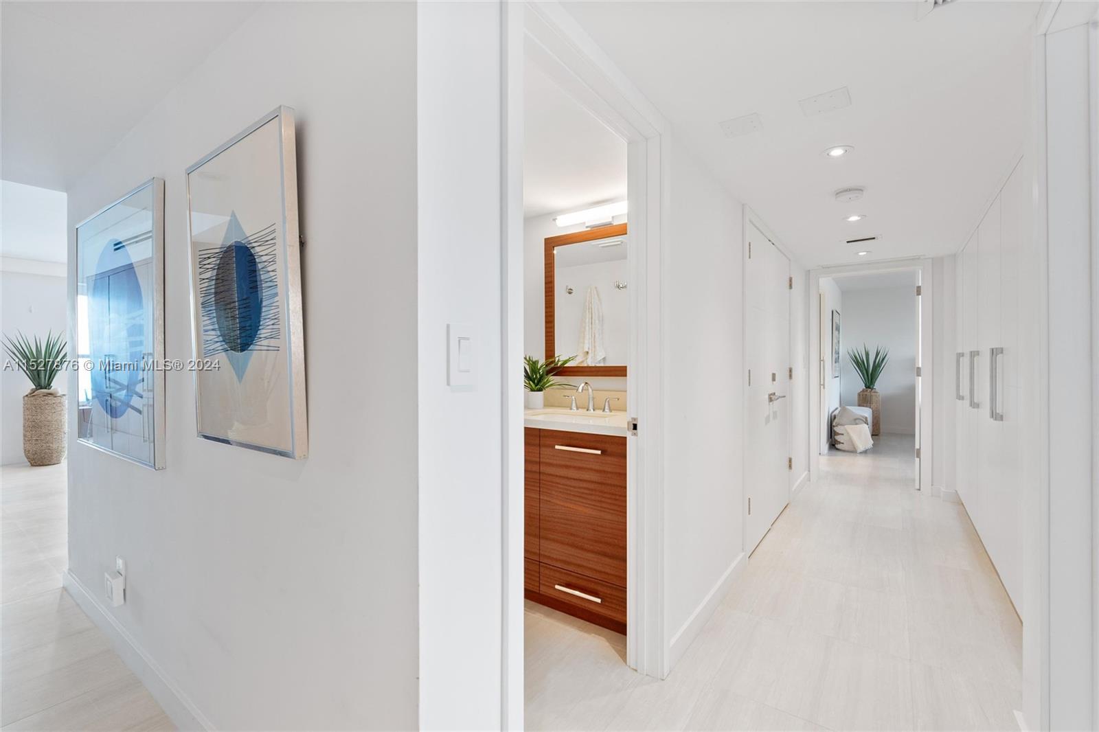 SANDS OF KEY BISCAYNE CON - Residential