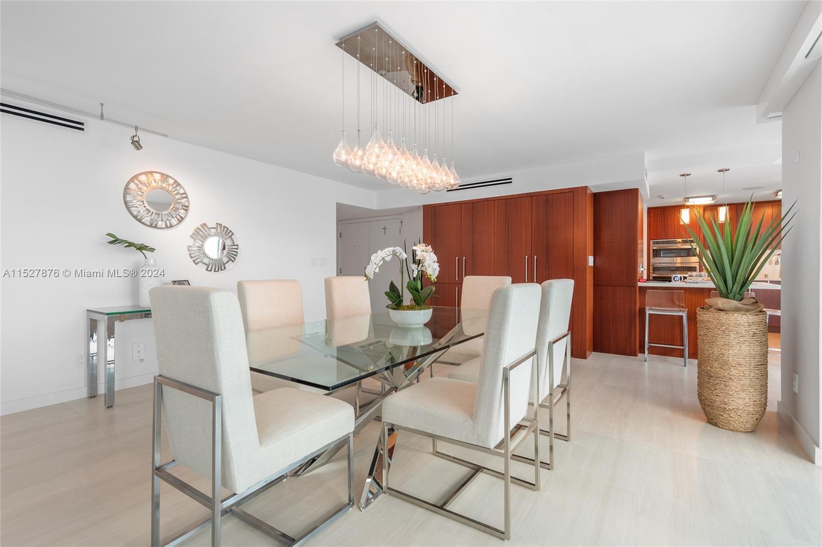 SANDS OF KEY BISCAYNE CON - Residential