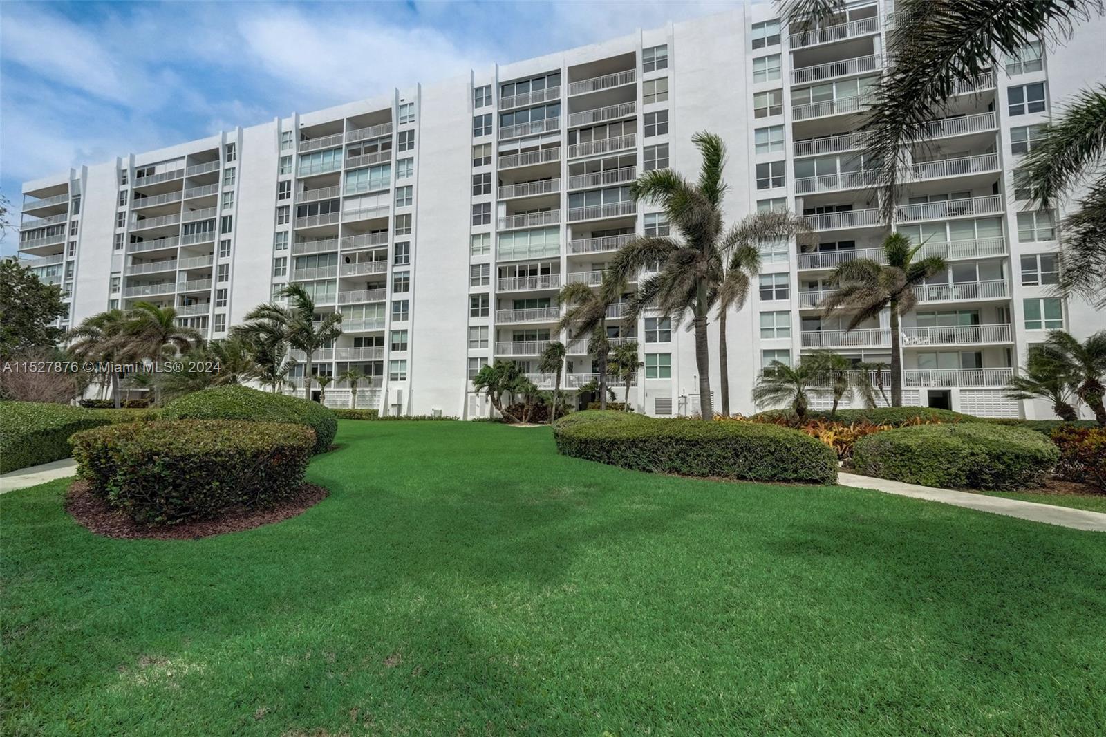 SANDS OF KEY BISCAYNE CON - Residential