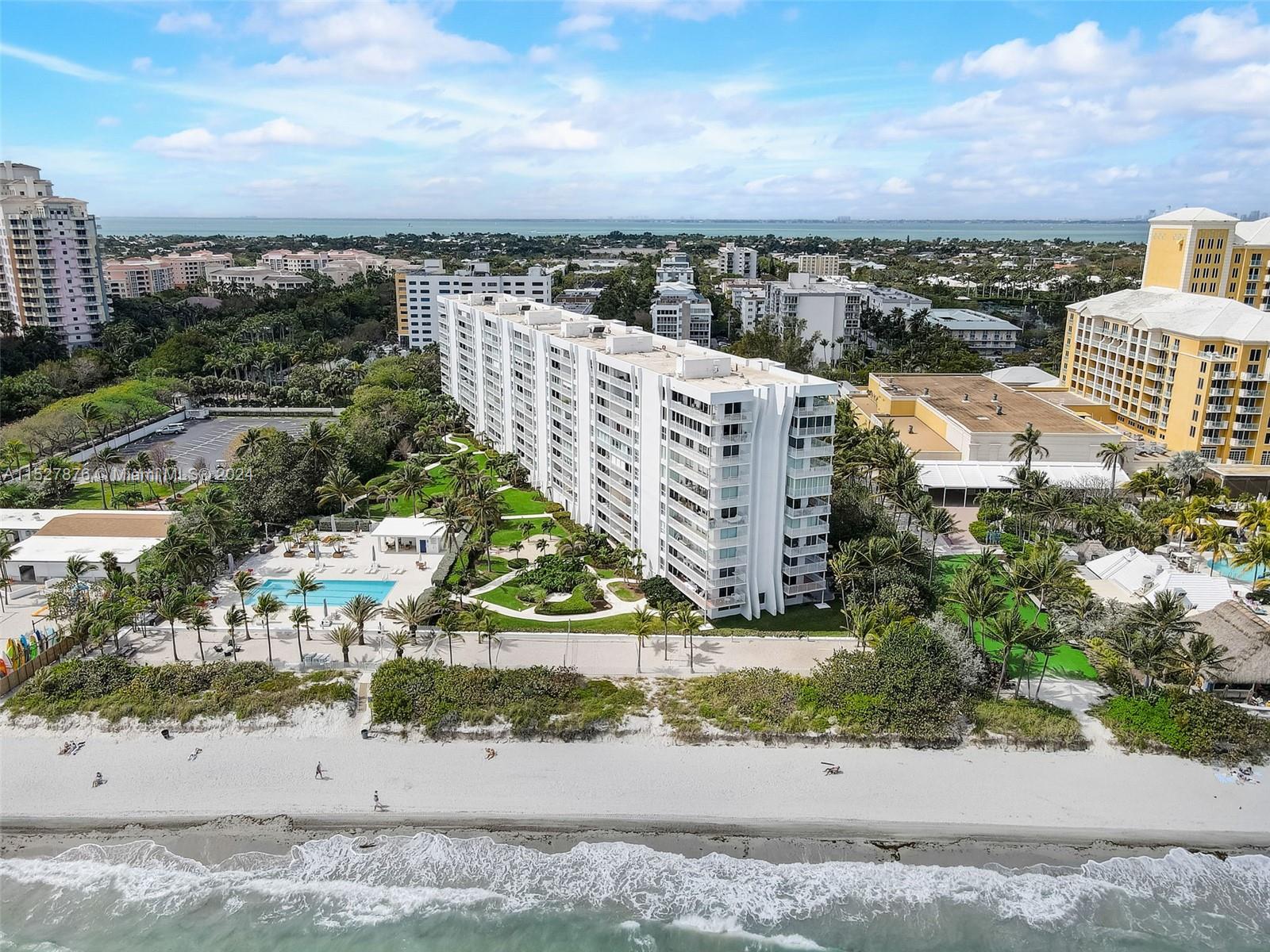 SANDS OF KEY BISCAYNE CON - Residential