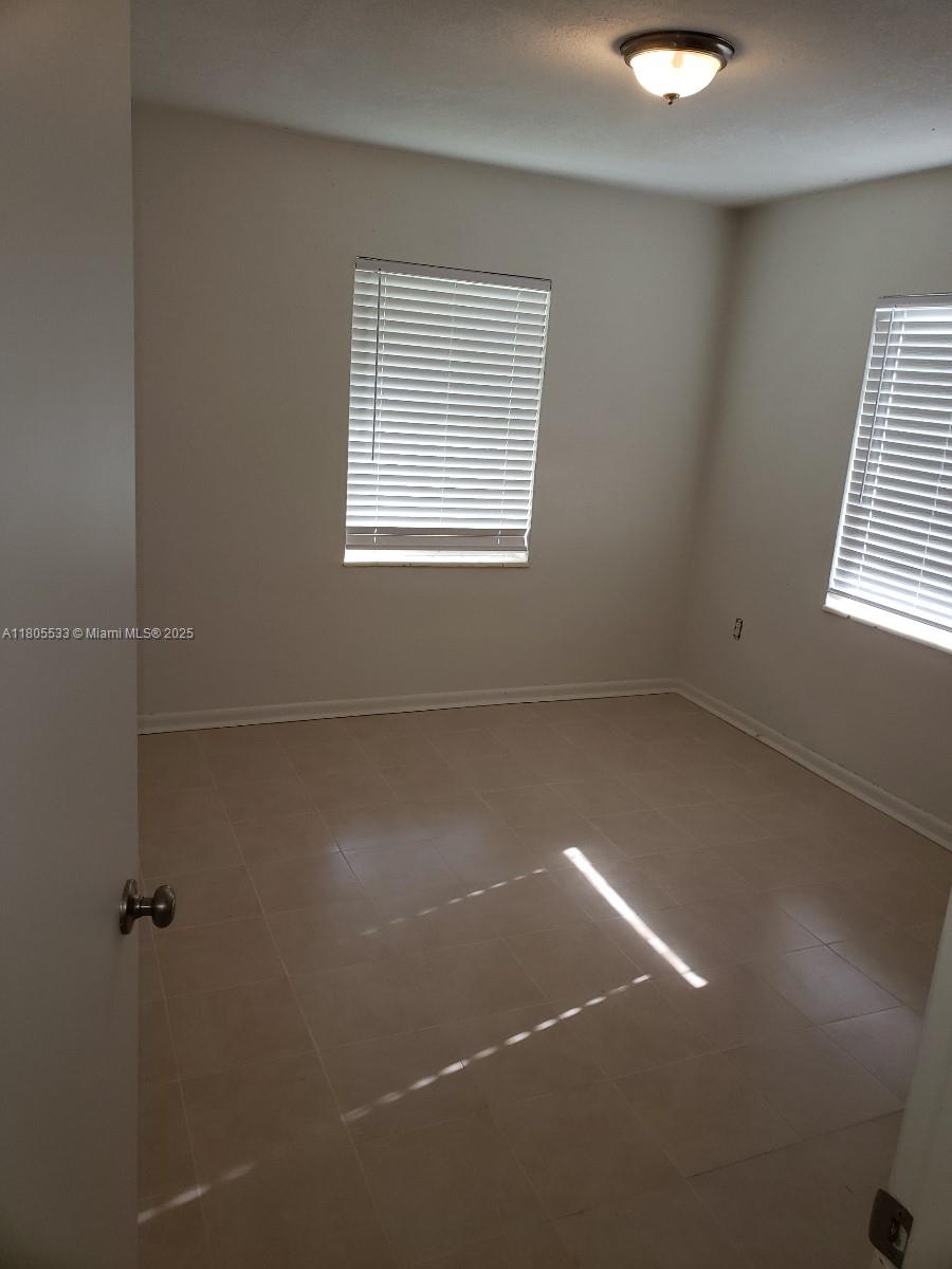 NORTHVIEW 1 AND 2 - Residential Lease