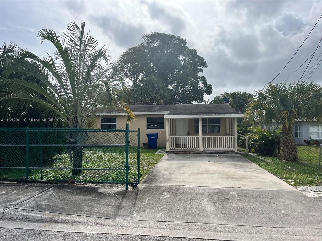 Photo of 1333 Ac Evans St, Riviera Beach, FL 33404 (MLS # A11512801)