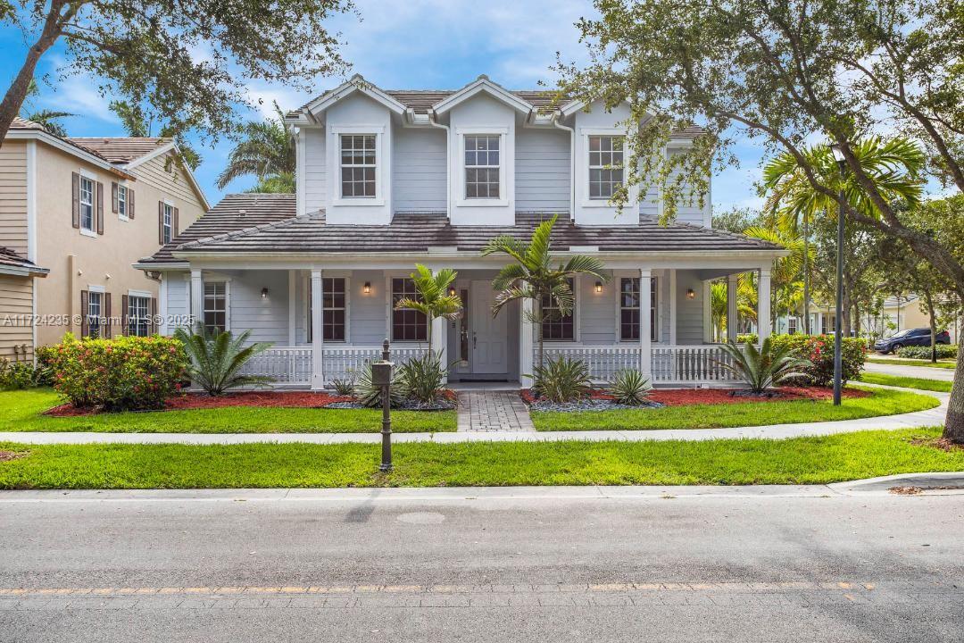 4762 Lakeside Ter, Davie, Broward County, Florida - 4 Bedrooms  
4 Bathrooms - 