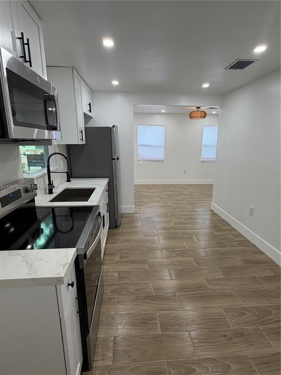 HOLIDAY HOMESITES - Residential