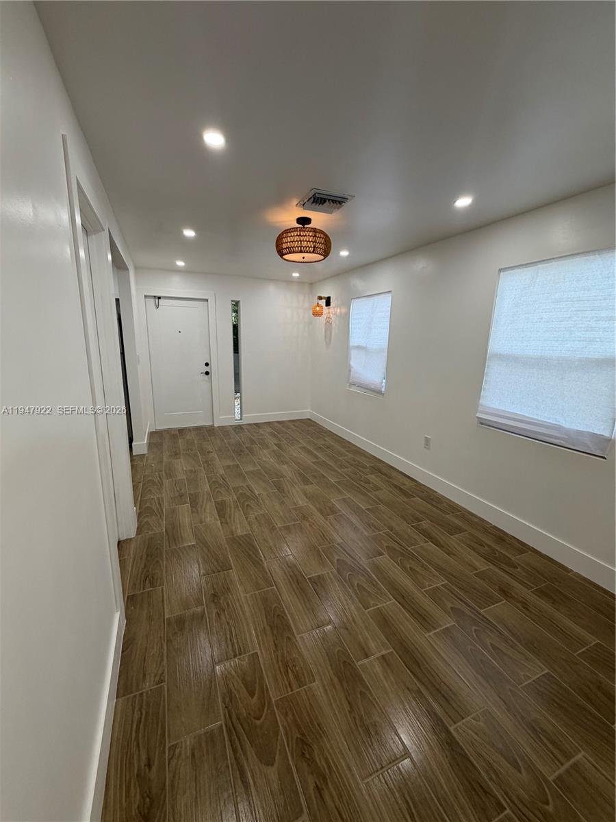 HOLIDAY HOMESITES - Residential