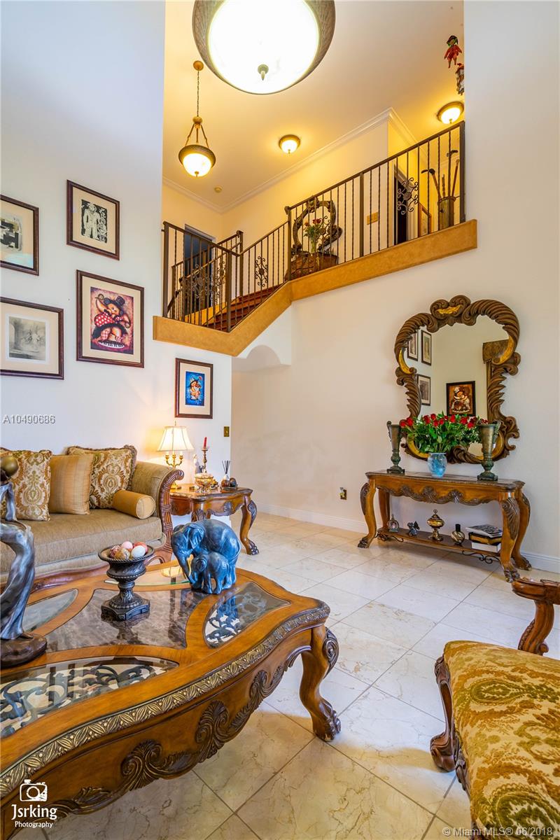 PELICANS POINT AT MILLER - Residential