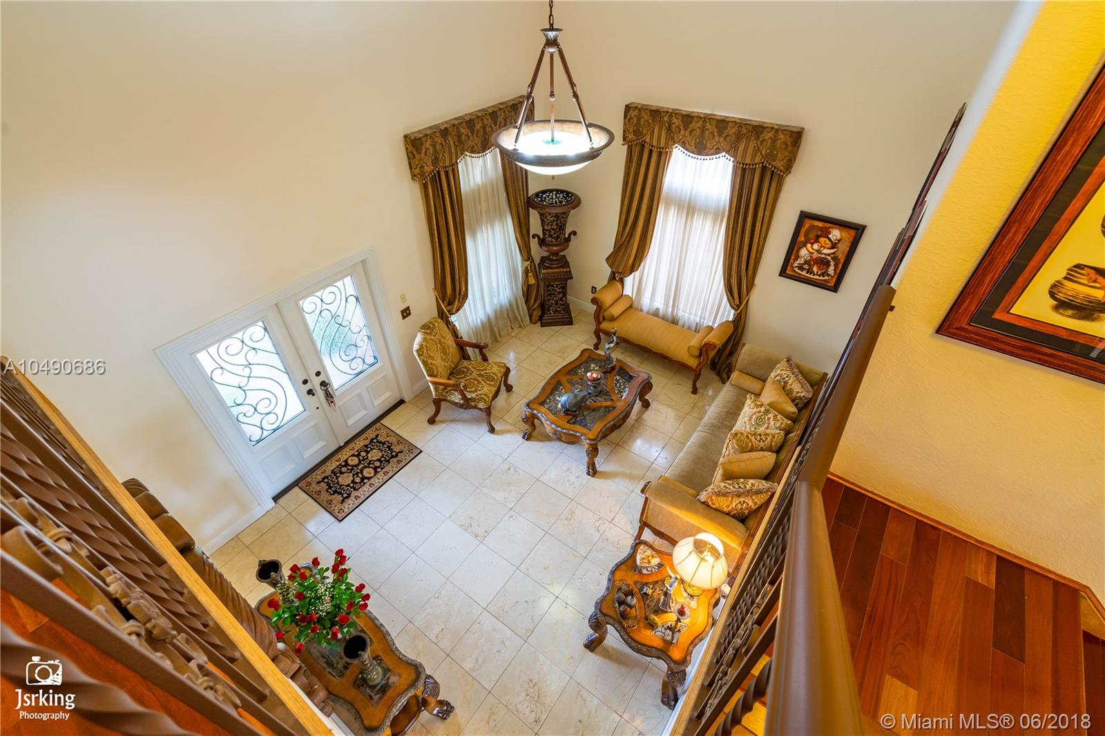 PELICANS POINT AT MILLER - Residential