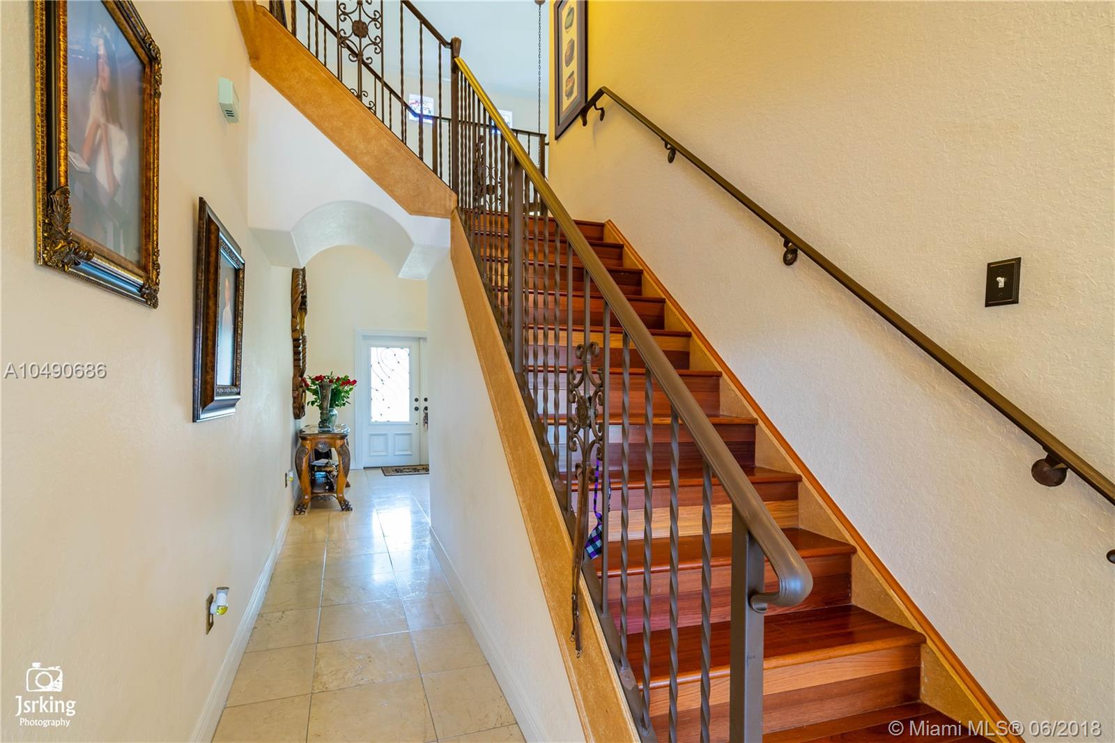 PELICANS POINT AT MILLER - Residential