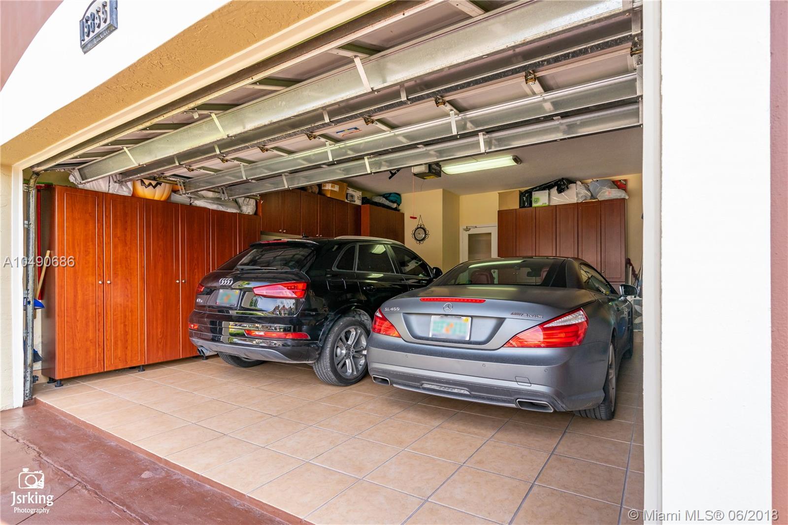 PELICANS POINT AT MILLER - Residential