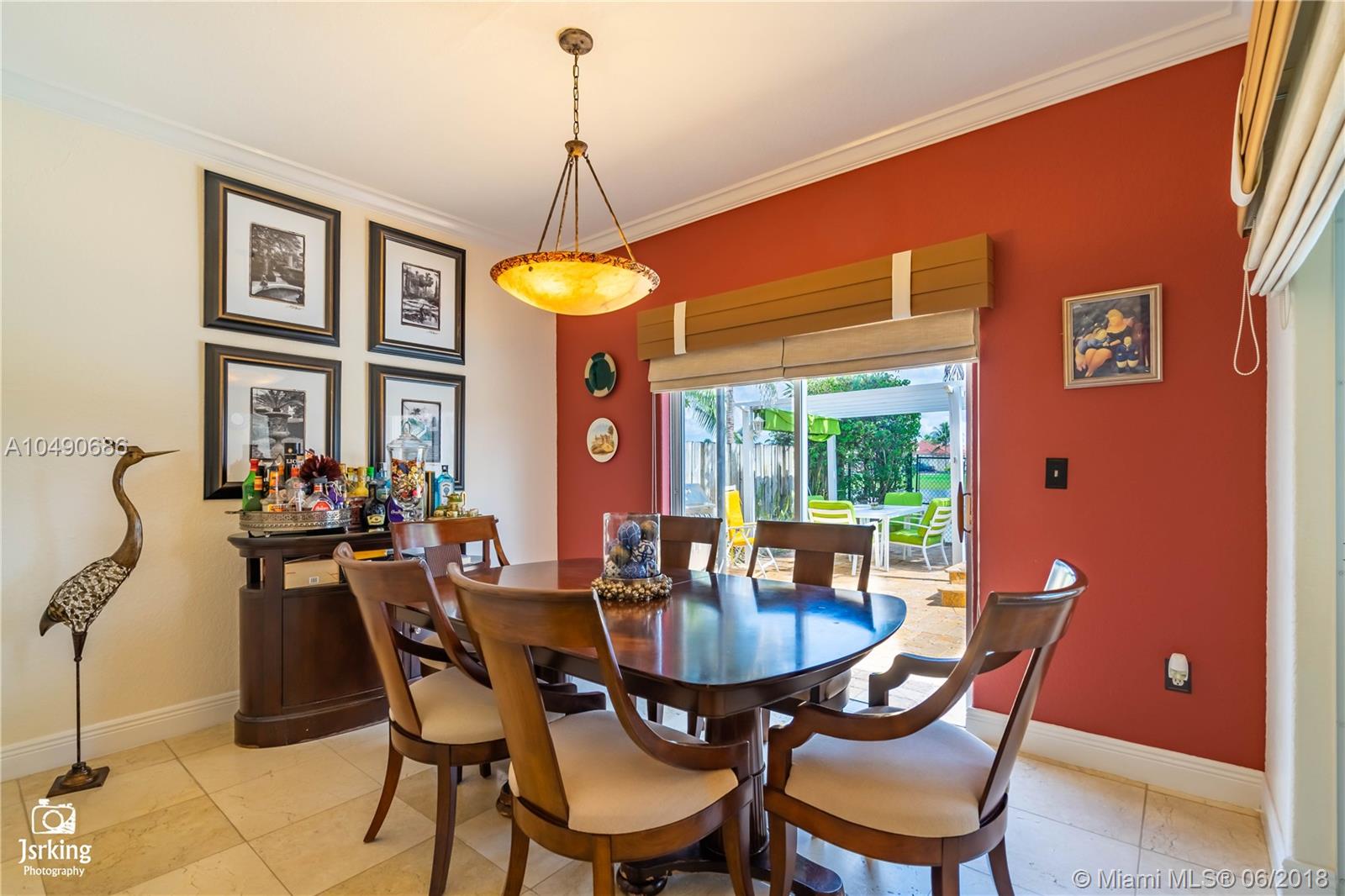 PELICANS POINT AT MILLER - Residential