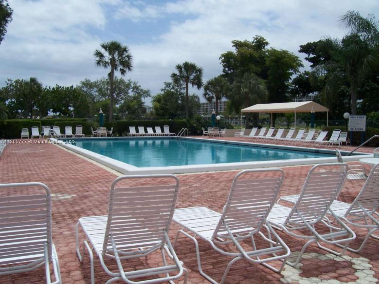 PALM-AIRE COUNTRY CLUB - Residential Lease
