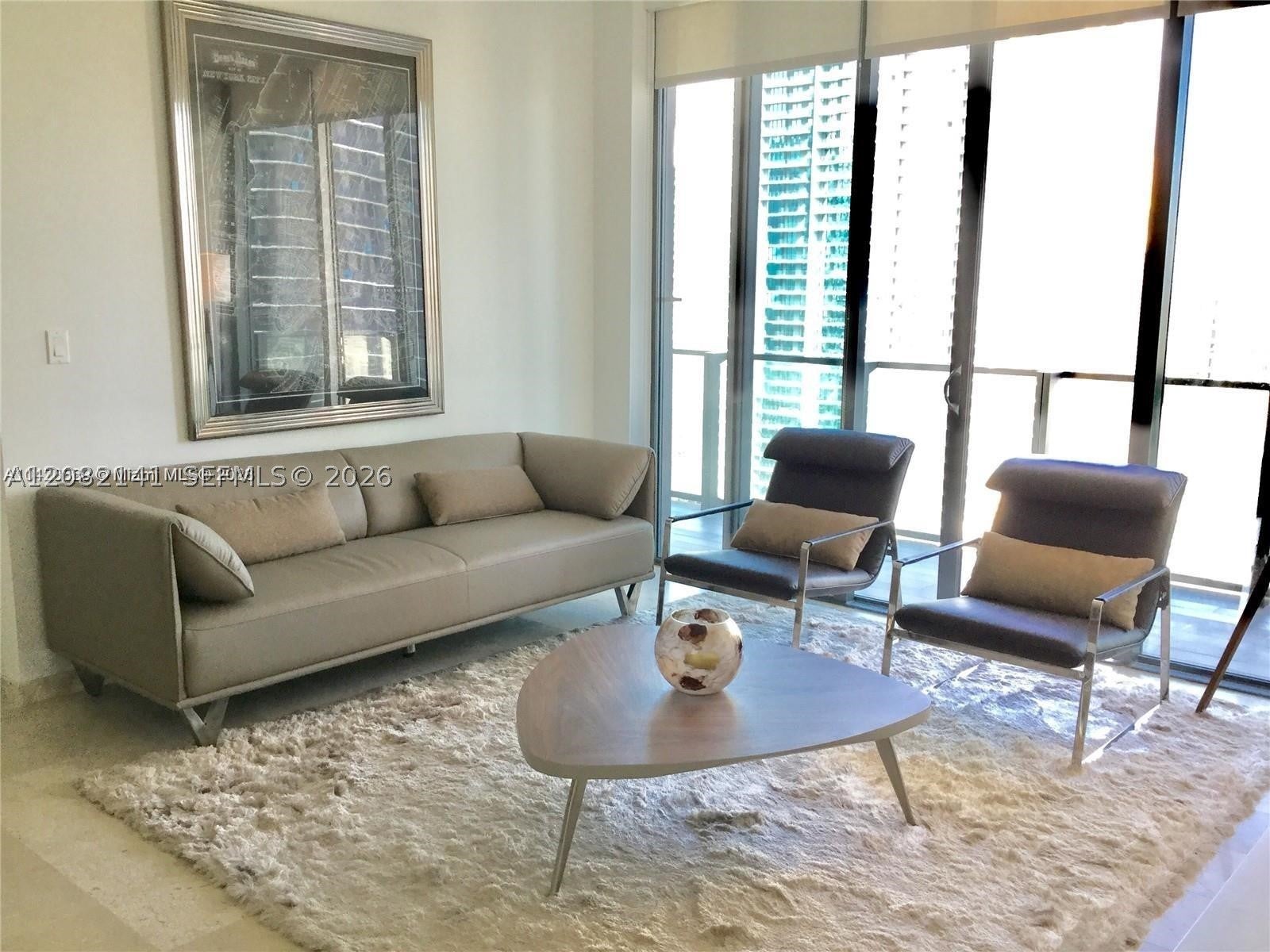 88 SW 7th St 2605