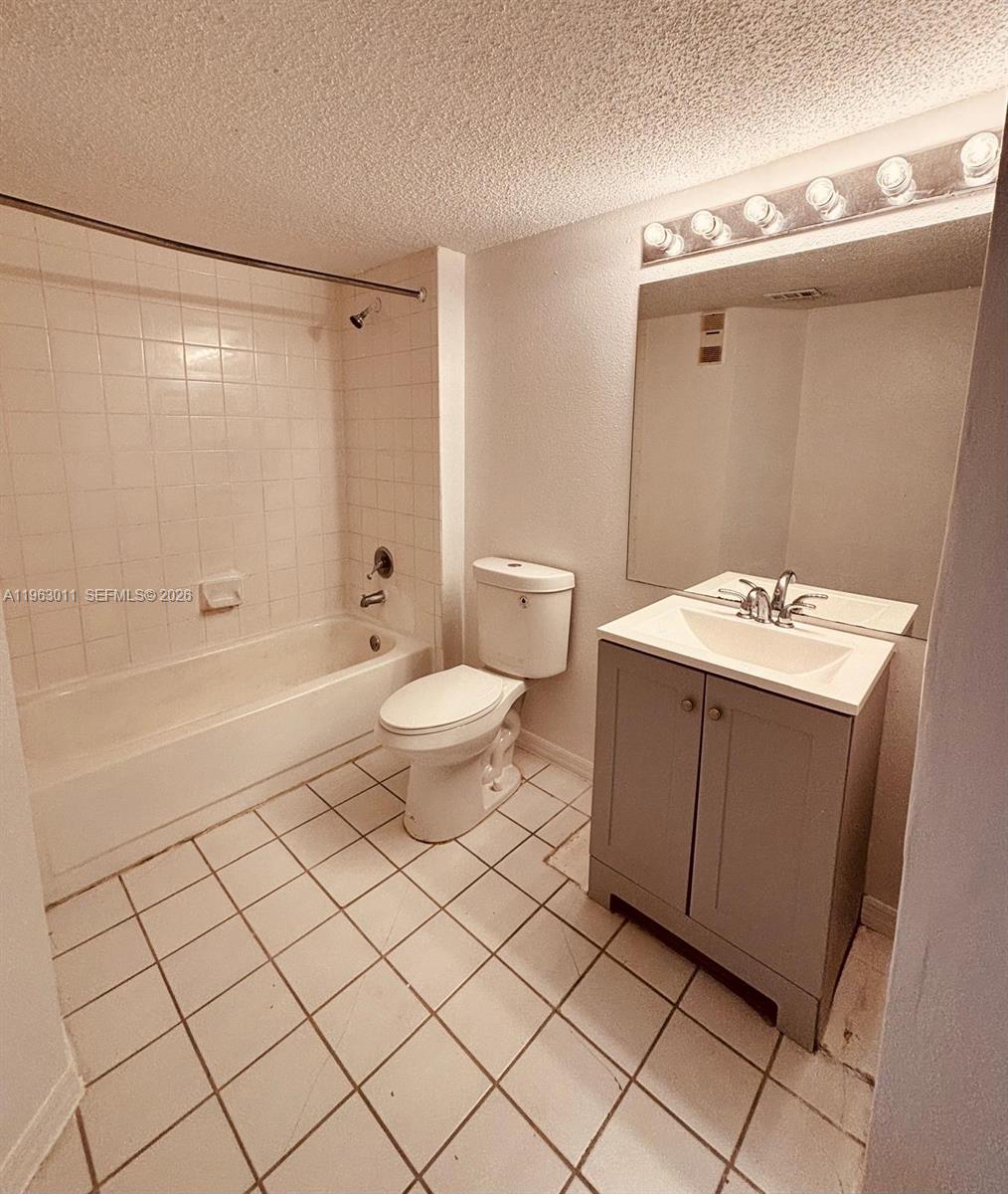 3985 W Mcnab Rd A304