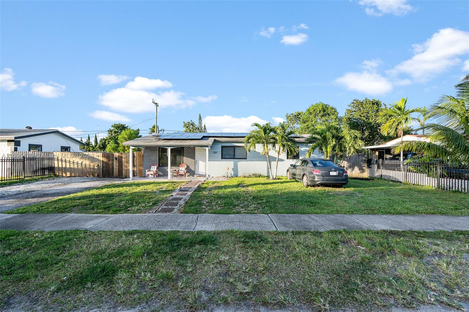 Address Not Disclosed, Miami, Broward County, Florida - 3 Bedrooms  
2 Bathrooms - 