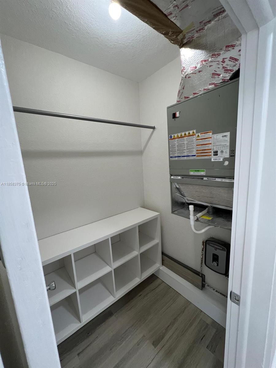 PARK RIDGE APARTMENTS CON - Residential Lease